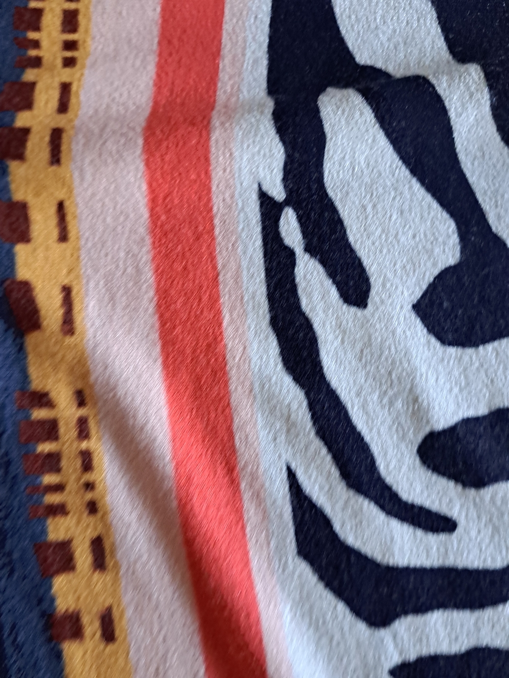 🧡 Multicolor Printed Dress - Picture 3 of 5